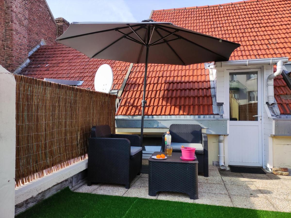 Joli Petit T2 Terrasse Proche Du Phare Leilighet Calais Eksteriør bilde